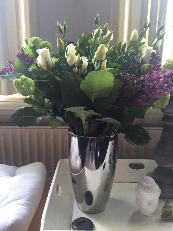 Moederdag greetz bloemen vaas web